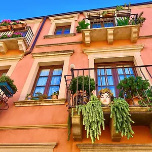 https://caterinas-charme-apartment.sicilyhotelsitaly.net