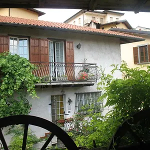 https://la-taverna-bb.it-lombardy.com