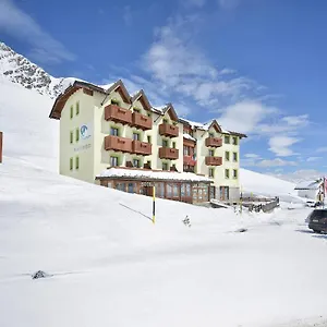 Interalpen 4*, Isolaccia Italia