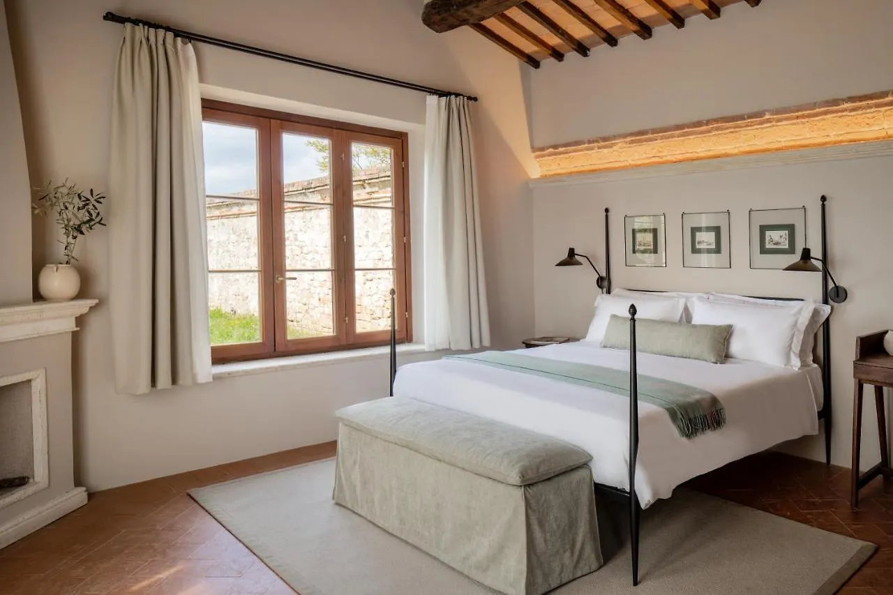 ***** Hotel Precise Tale Poggio Alla Sala Montepulciano Italy